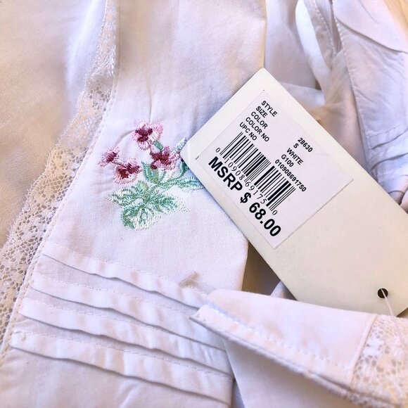 Laura Ashley Vintage 80's Long Robe White Cotton Embroidery Lace Made in U.A.E. - Picture 15 of 16